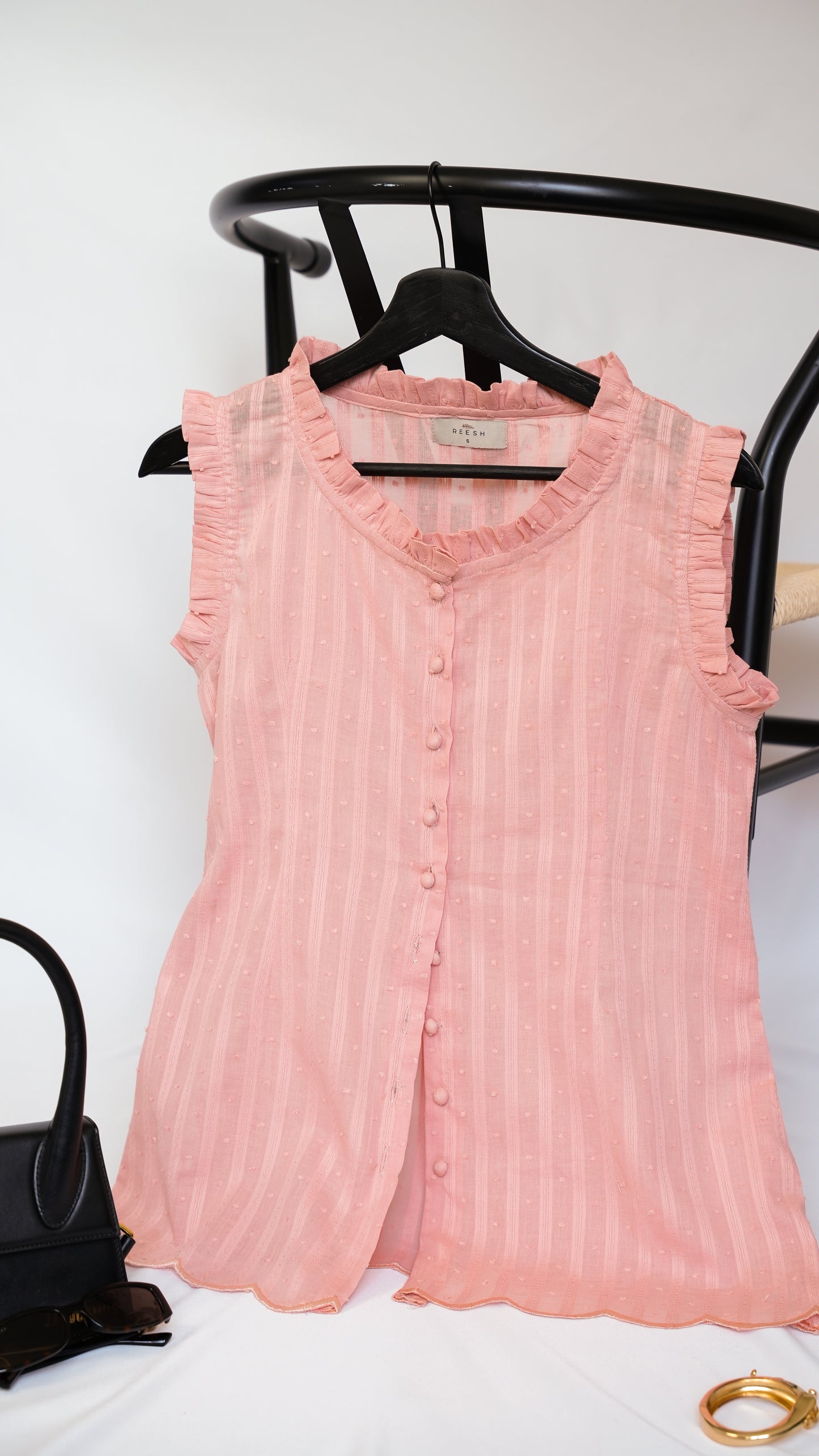 Hannah – Sleeveless Shirt